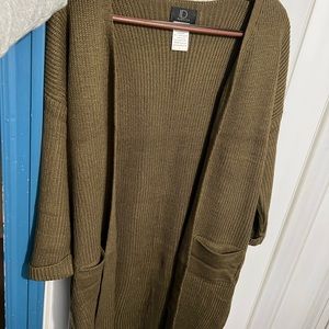 Green Mid Sleeve Cardigan